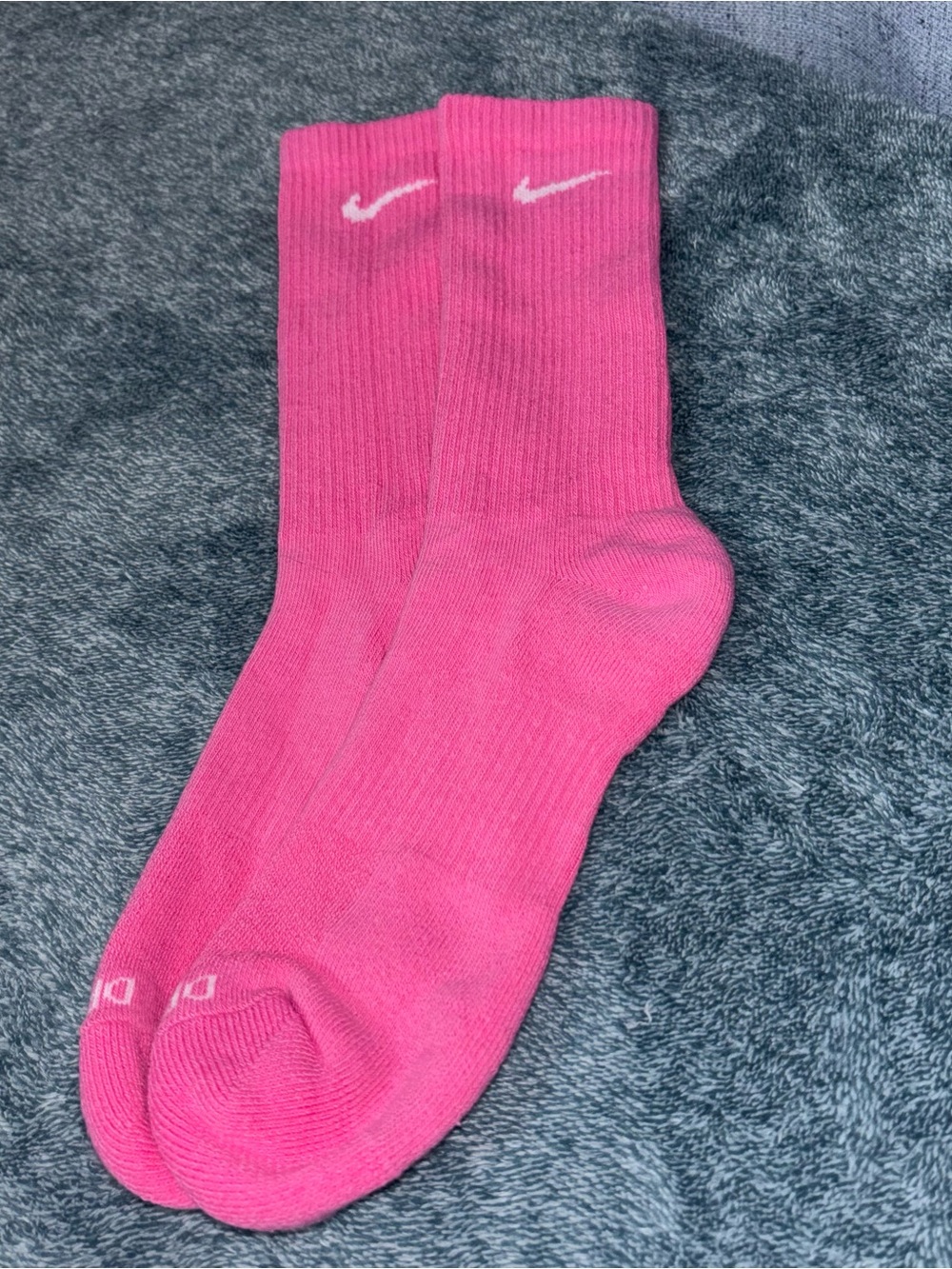 NWOT Nike Crew Socks